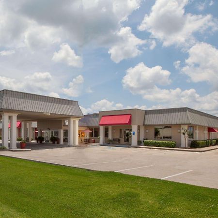 Ramada By Wyndham New Iberia Ξενοδοχείο Εξωτερικό φωτογραφία
