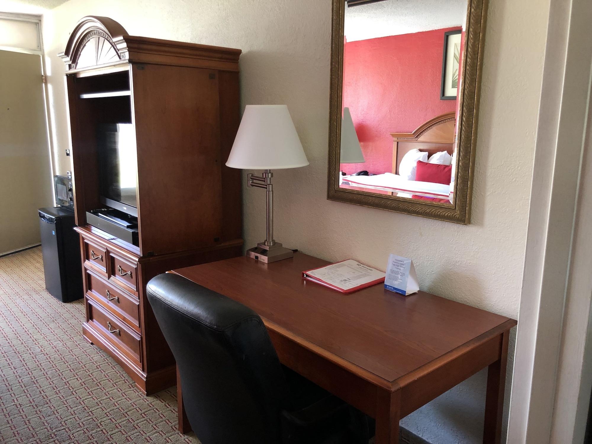 Ramada By Wyndham New Iberia Ξενοδοχείο Εξωτερικό φωτογραφία