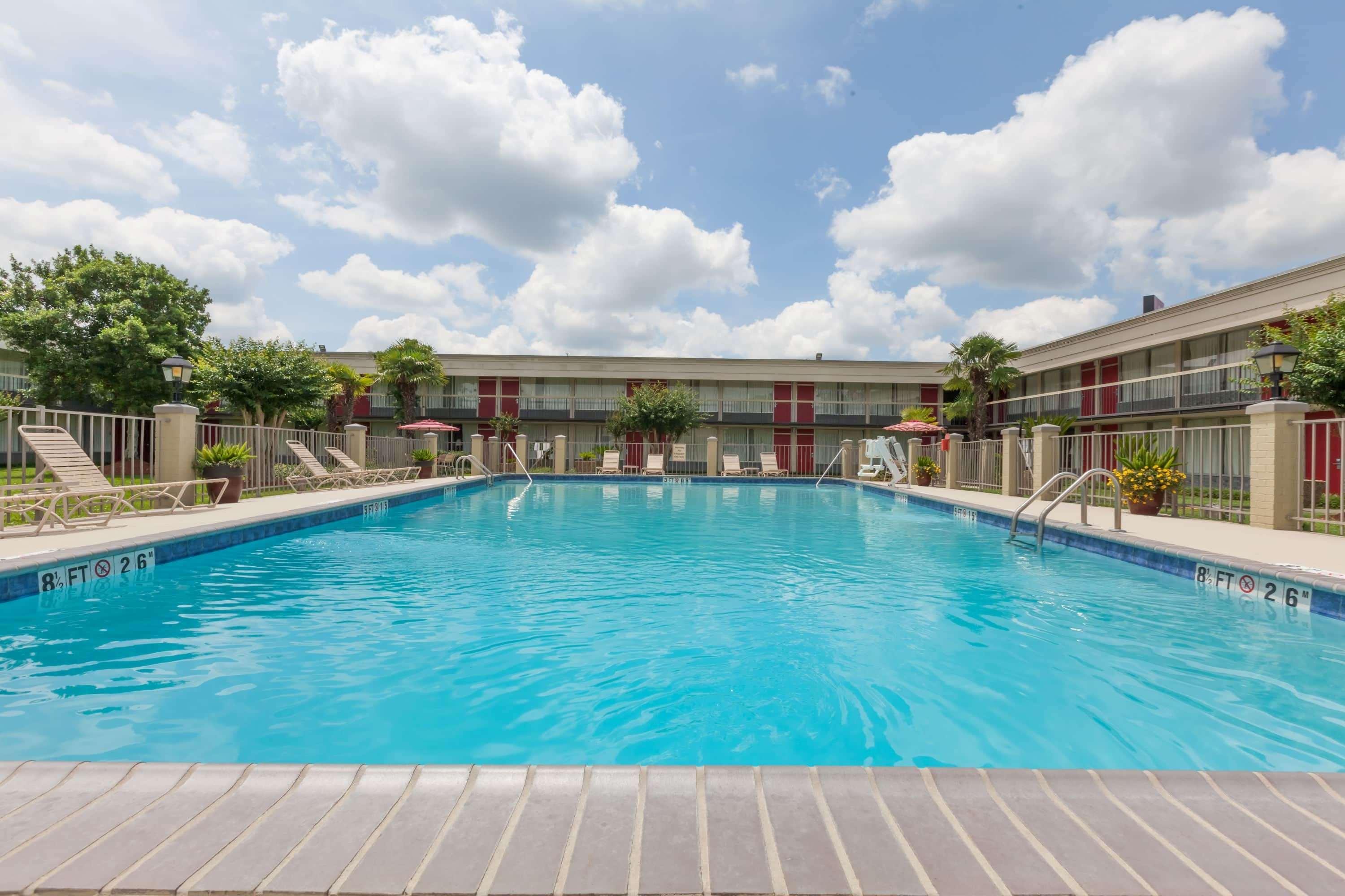 Ramada By Wyndham New Iberia Ξενοδοχείο Εξωτερικό φωτογραφία