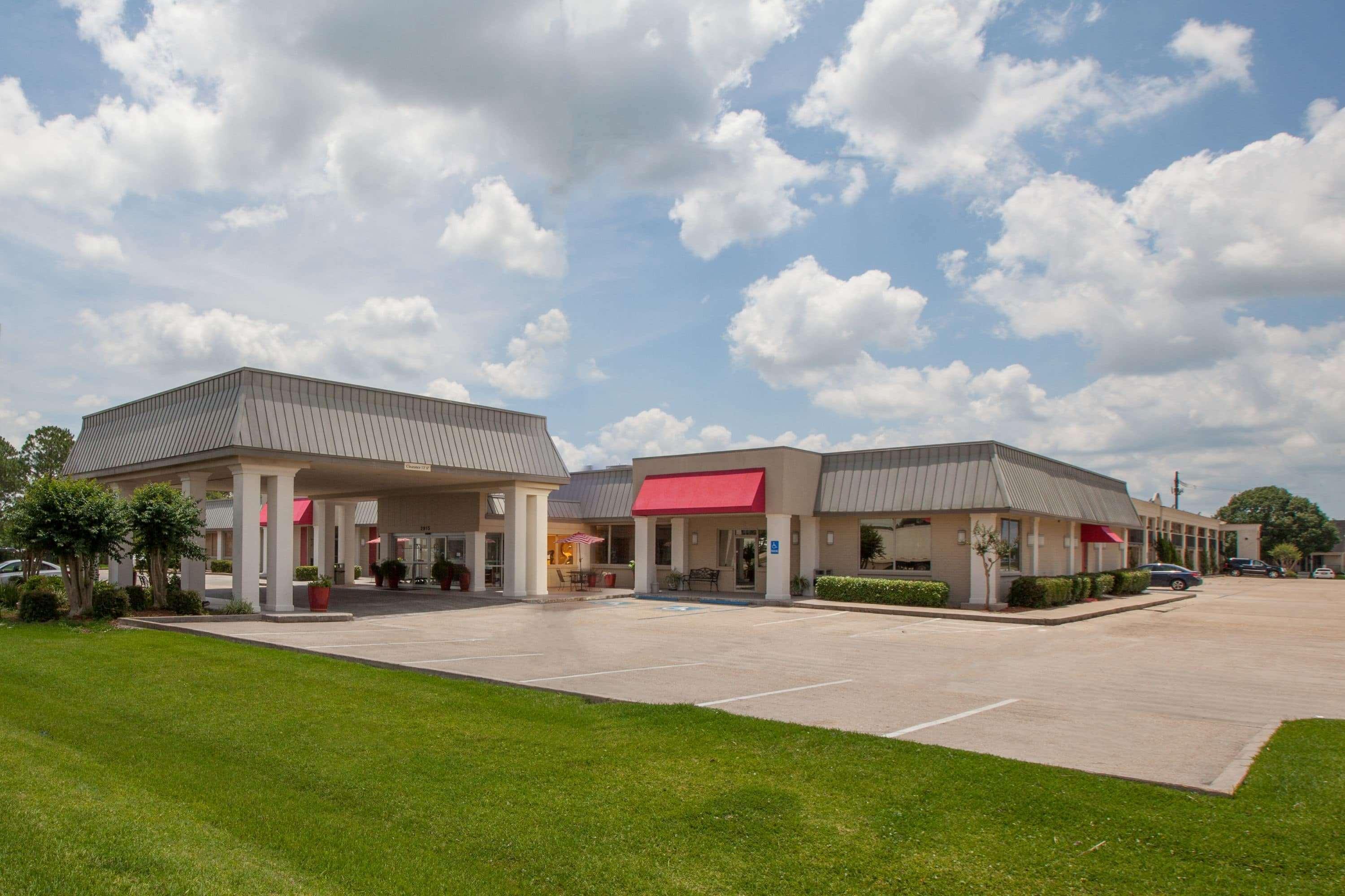 Ramada By Wyndham New Iberia Ξενοδοχείο Εξωτερικό φωτογραφία